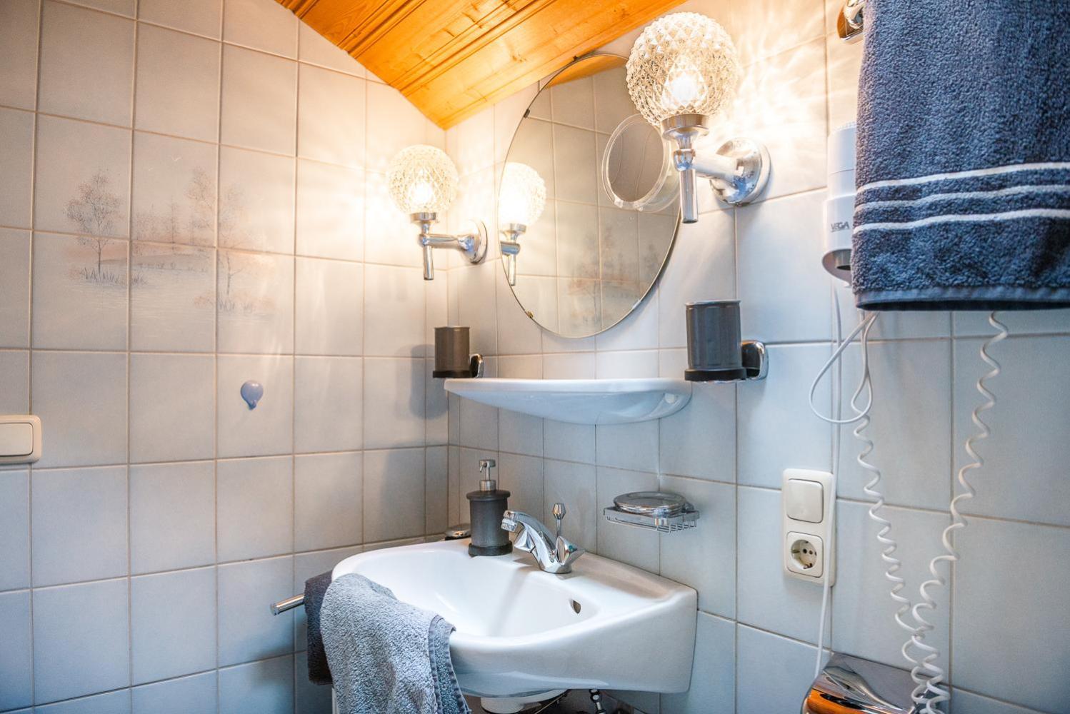 Ferienwohnung Bergfrieden كرن الغرفة الصورة